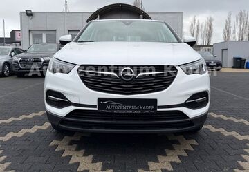 Opel Grandland (X) 148.000 km 11.900 &euro; Eschweiler 52249