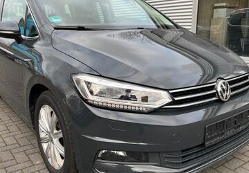 VW Touran 118.000 km 23.850 &euro; Aachen 52078