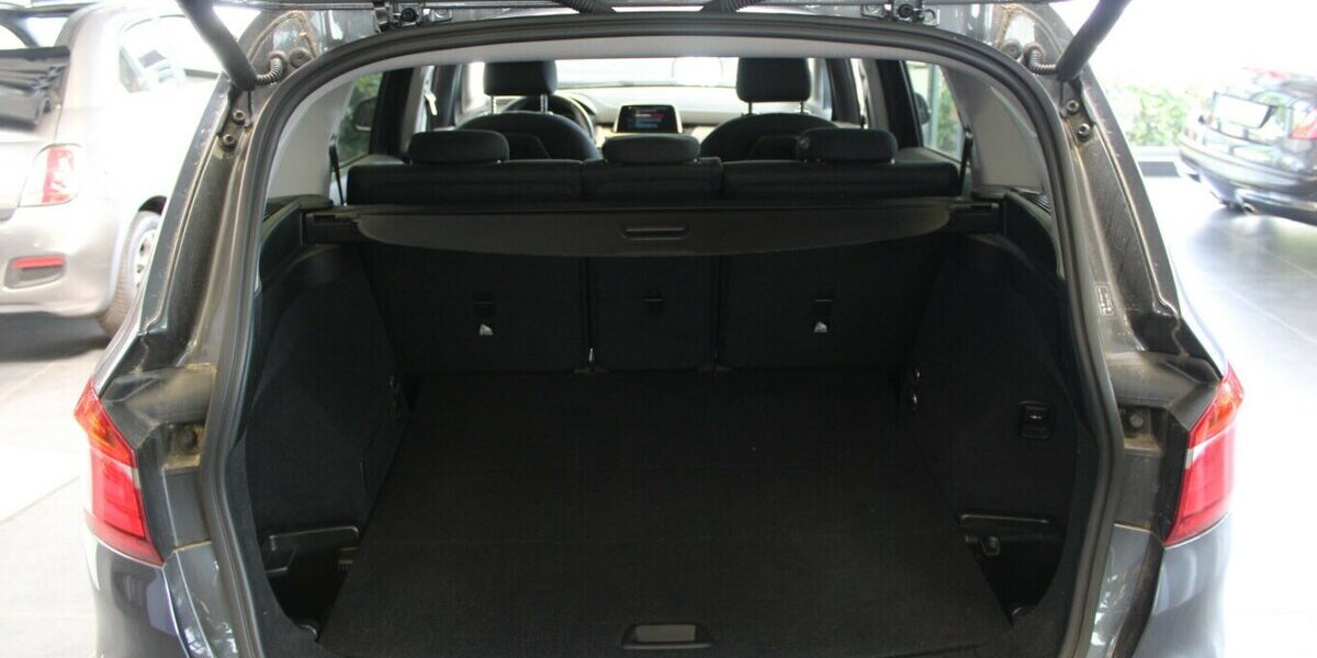 BMW 220 Gran Tourer Aut. Advantage 71.820 km 20.980 &euro; Euskirchen 53881