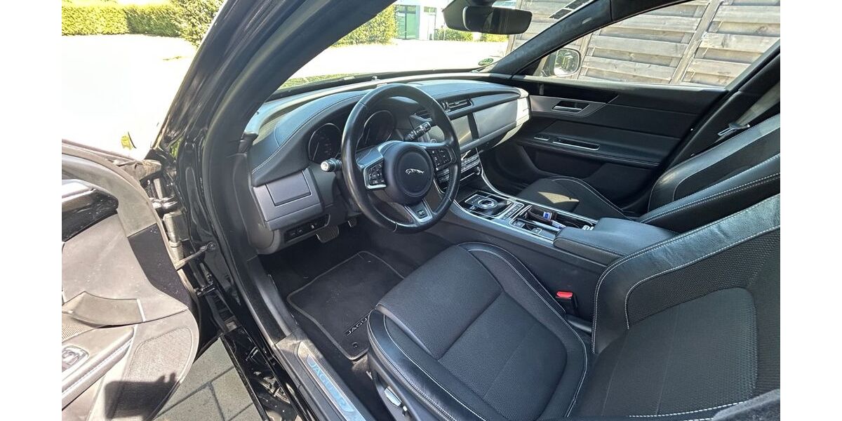 Jaguar XF 110.000 km 18.500 &euro; Roetgen 52159