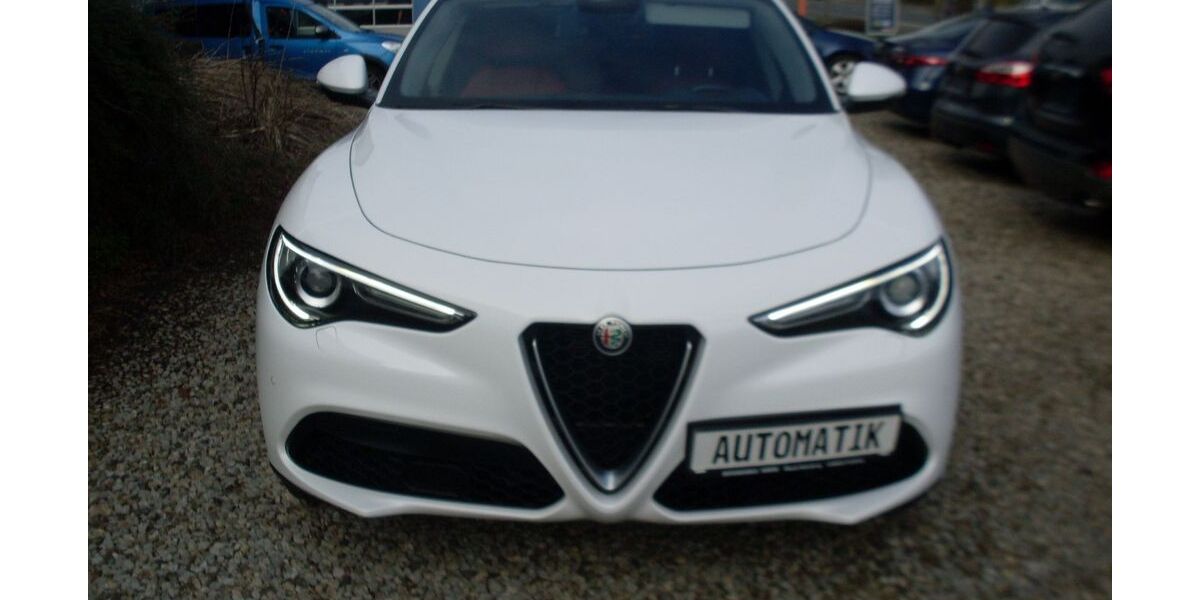 Alfa Romeo Stelvio 52.000 km 24.950 &euro; Übach-Palenberg 52531