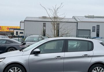 Peugeot 308 150.000 km 3.950 &euro; Düren 52351