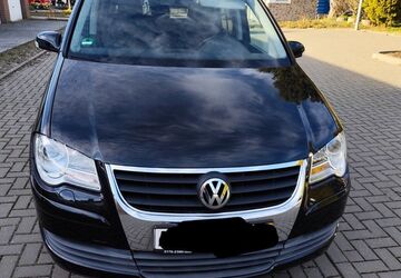VW Touran 178.200 km 3.400 &euro; Alsdorf 52477