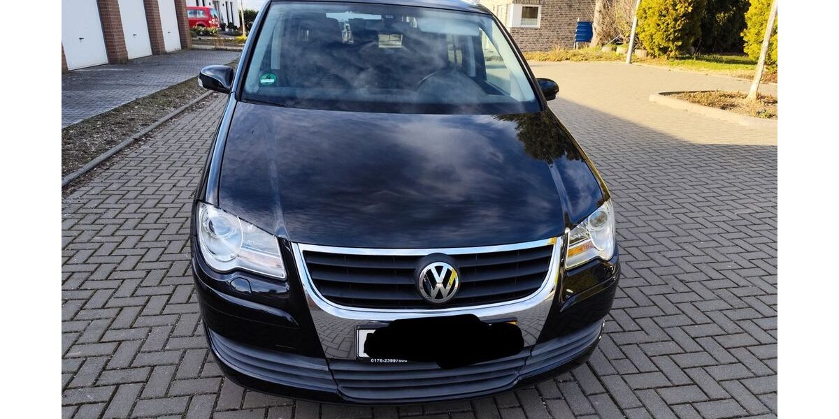 VW Touran 178.200 km 3.400 &euro; Alsdorf 52477