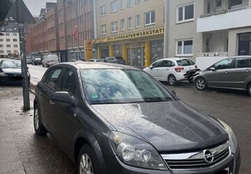 Opel Astra 173.900 km 1.999 &euro; Aachen 52064
