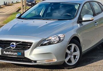 Volvo V40 40.000 km 10.999 &euro; Jülich 52428