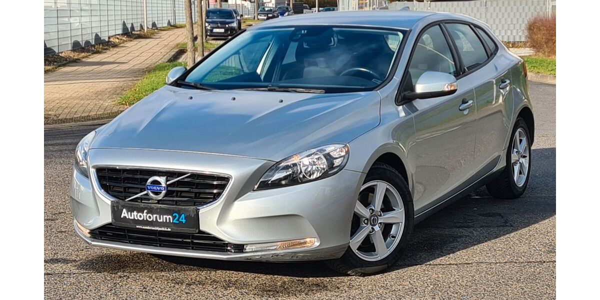 Volvo V40 40.000 km 10.999 &euro; Jülich 52428