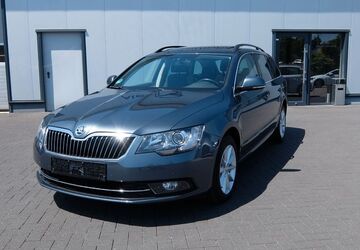 Skoda Superb 211.924 km 6.980 &euro; Mechernich 53894