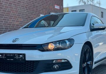 VW Scirocco 95.641 km 10.499 &euro; Düren 52349