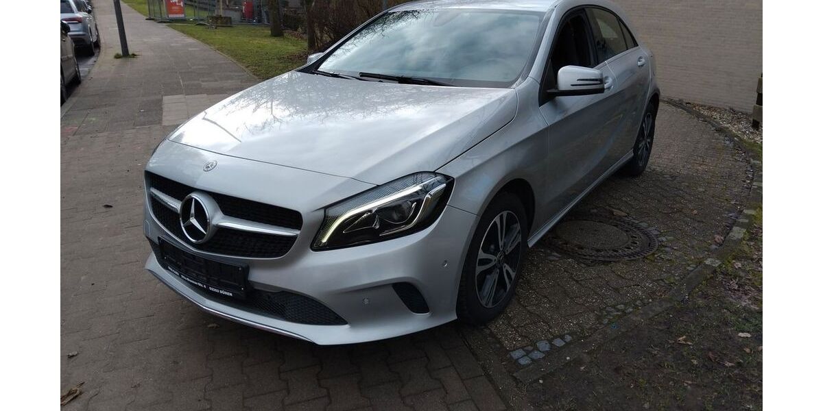 Mercedes-Benz A 180 169.000 km 10.500 &euro; Aachen 52078