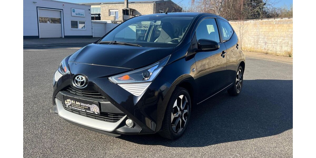 Toyota Aygo (X) 129.000 km 6.490 &euro; Eschweiler 52249