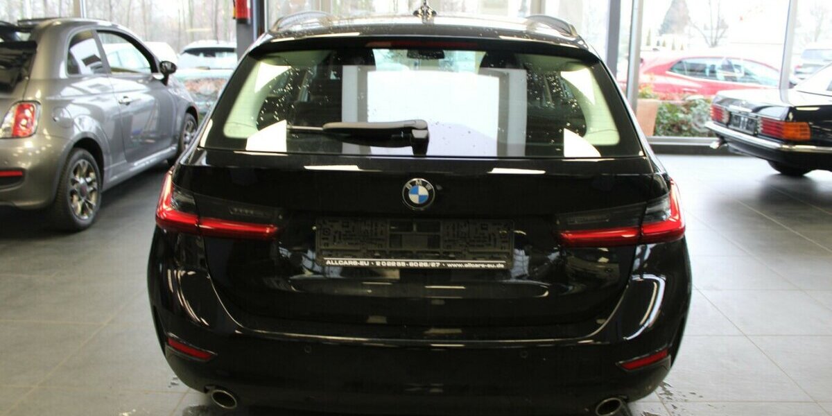 BMW 318 318d Touring Aut. Advantage 97.827 km 22.980 &euro; Euskirchen 53881