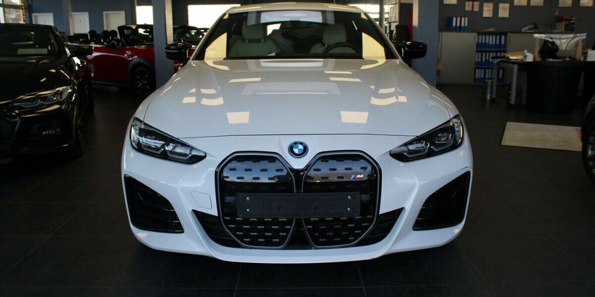 BMW i4 M50 Gran Coupe - 8-FACH BEREIFT - 73.575 km 39.980 &euro; Euskirchen 53881