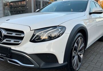 Mercedes-Benz E 220 125.250 km 27.900 &euro; Aachen 52078