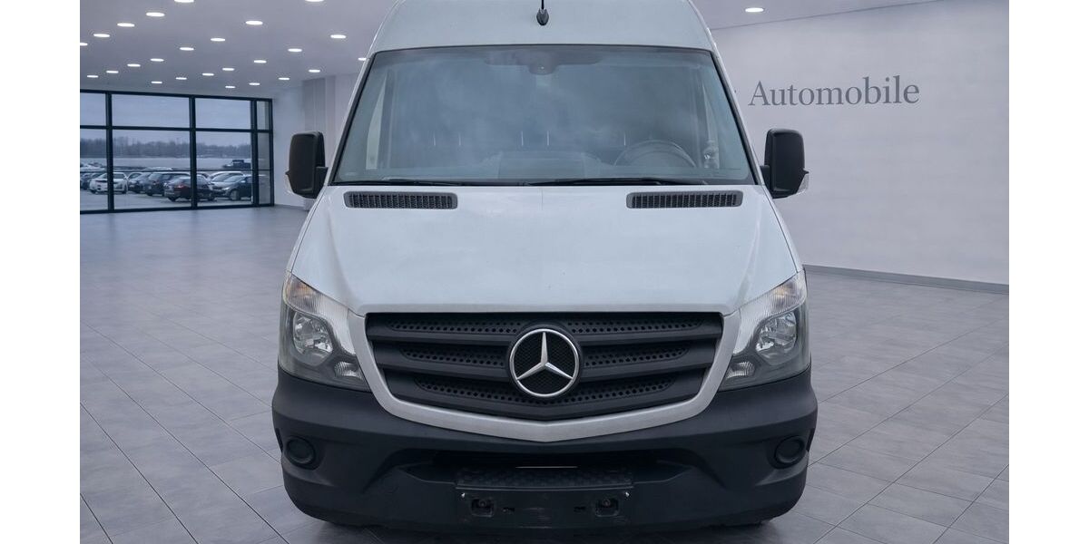 Mercedes-Benz Sprinter 211.000 km 12.950 &euro; Düren 52351