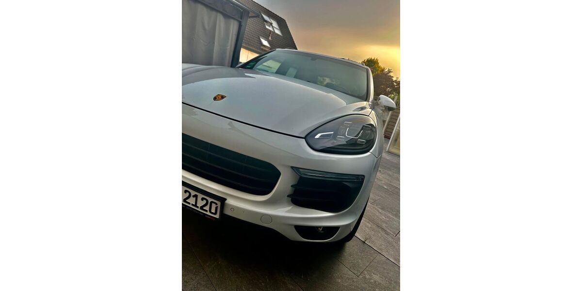 Porsche Cayenne 104.978 km 29.000 &euro; Zülpich 53909