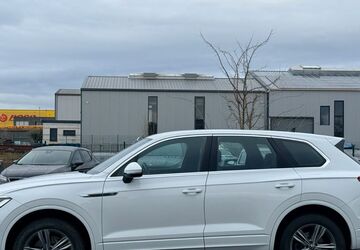 VW Touareg 74.000 km 41.500 &euro; Düren 52351