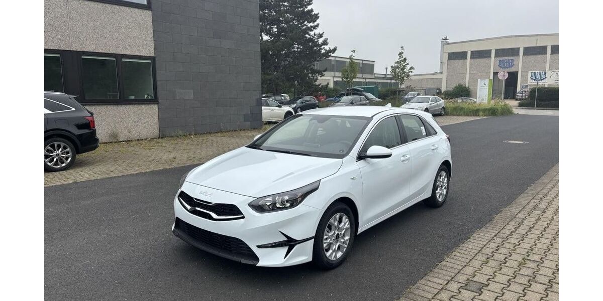Kia ceed / Ceed 14.000 km 18.490 &euro; Aachen 52078