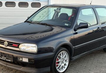 VW Golf 134.000 km 15.999 &euro; Düren 52353