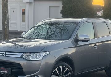 Mitsubishi Outlander 161.983 km 11.990 &euro; Jülich 52428