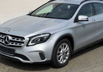 Mercedes-Benz GLA 200 133.000 km 16.700 &euro; Düren 52353