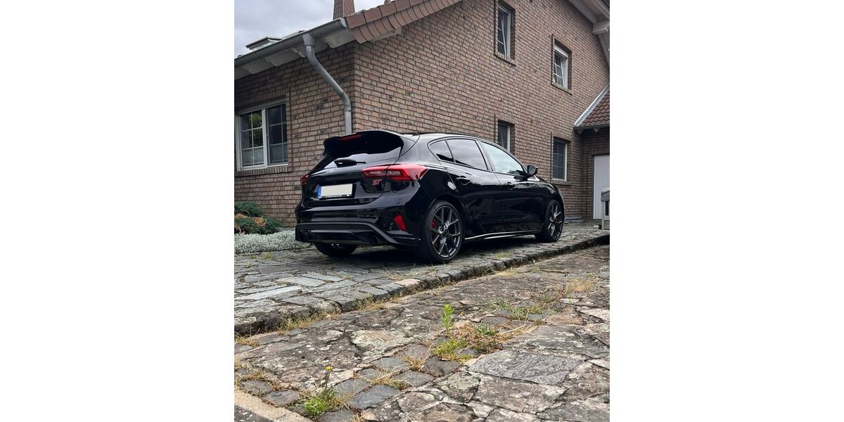 Ford Focus 50.000 km 28.100 &euro; Nörvenich 52388