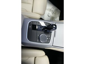 BMW 330 330i xDrive Touring Aut. Advantage 68.255 km 26.980 &euro; Euskirchen 53881