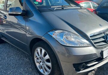 Mercedes-Benz A 170 212.293 km 1.950 &euro; Aachen 52080