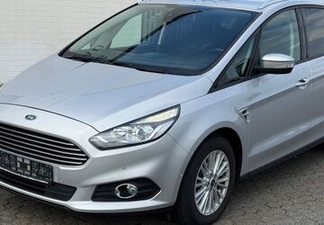 Ford S-Max 204.000 km 8.900 &euro; Düren 52353