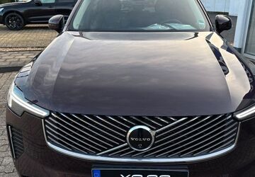 Volvo XC90 26.593 km 61.850 &euro; Düren 52351