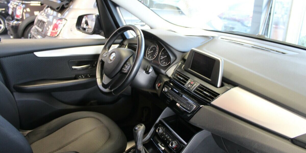 BMW 218 Gran Tourer 109.220 km 13.480 &euro; Euskirchen 53881