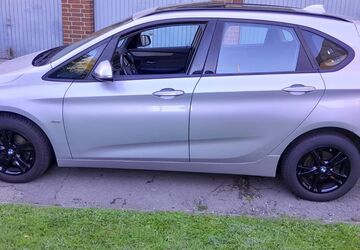 BMW 216 Active Tourer 134.400 km 10.490 &euro; Aachen 52068