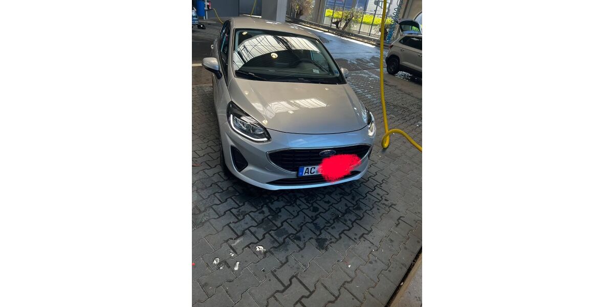 Ford Fiesta 38.000 km 15.300 &euro; Herzogenrath 52134