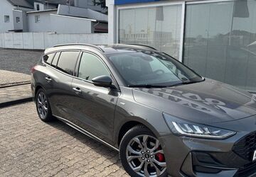 Ford Focus 23.767 km 22.990 &euro; Düren 52351
