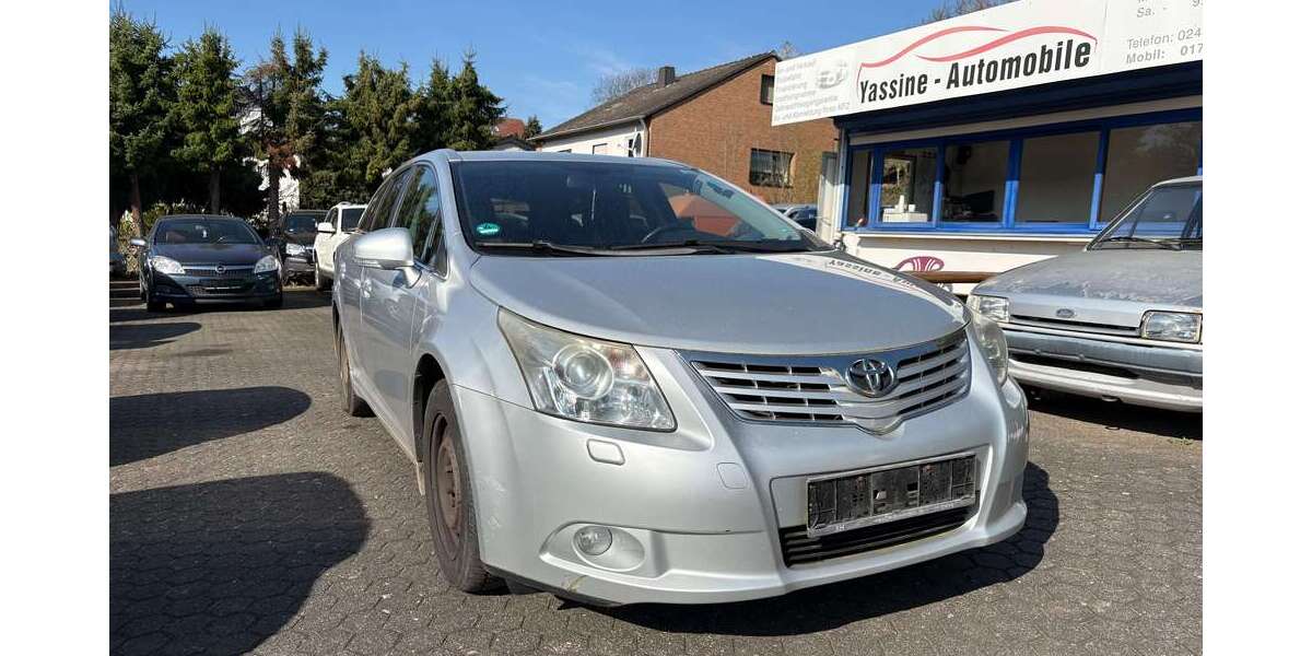 Toyota Avensis 360.000 km 2.500 &euro; Denrath 53894