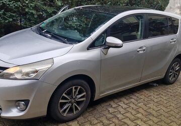 Toyota Verso 269.000 km 4.900 &euro; Eschweiler 52249