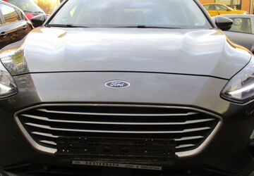 Ford Focus 181.000 km 5.900 &euro; Elsdorf 50189