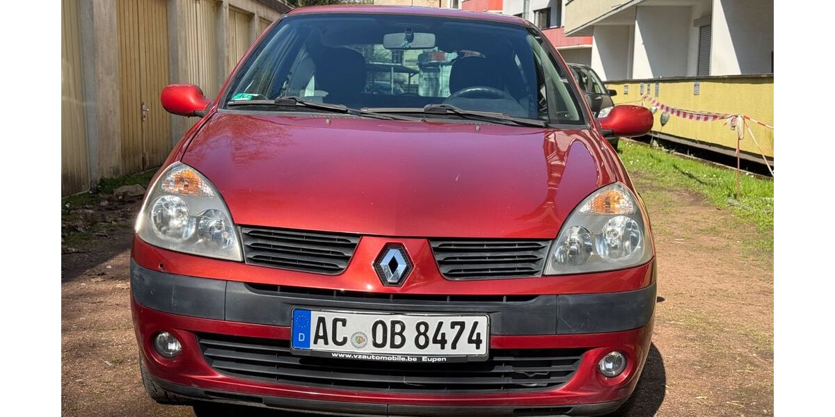 Renault Clio 110.600 km 1.990 &euro; eschweiler 52249