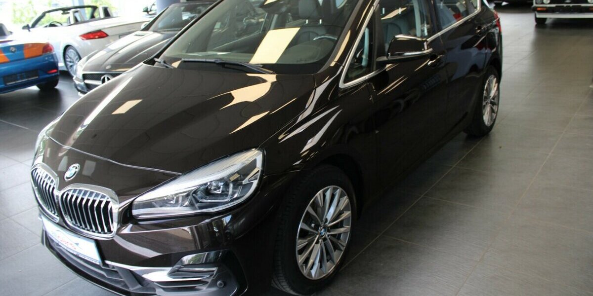 BMW 220 Active Tourer Aut. Luxury Line 91.270 km 15.980 &euro; Euskirchen 53881