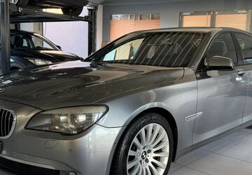 BMW 750 268.000 km 7.850 &euro; Brühl 50321
