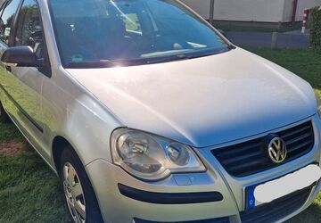 VW Polo 103.000 km 2.950 &euro; Düren 52349