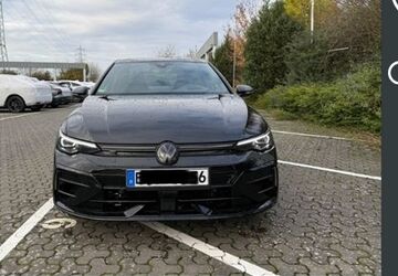 VW Golf 11.400 km 47.789 &euro; Erftstadt 50374