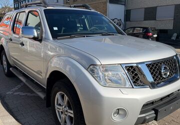 Nissan Navara 200.000 km 6.900 &euro; Aachen 52080