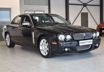 Jaguar XJ8 109.980 km 26.999 &euro; Düren 52351