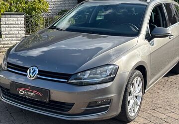 VW Golf 121.000 km 10.500 &euro; Niederzier-Selhausen 52382