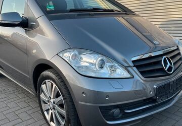 Mercedes-Benz A 180 160.793 km 4.990 &euro; Aachen 52078