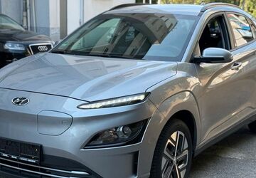 Hyundai KONA Elektro 25.600 km 17.450 &euro; Düren 52349