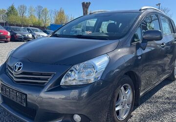 Toyota Verso 209.000 km 4.200 &euro; Alsdorf 52477
