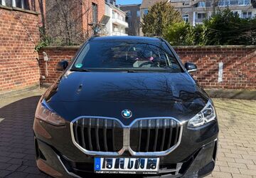 BMW 218 Active Tourer 42.000 km 22.800 &euro; Aachen 52070