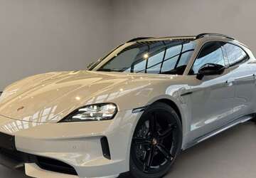 Porsche Taycan 8.000 km 109.600 &euro; Aachen 52068